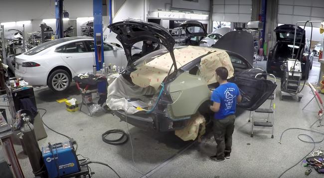 "Repair Hell": Tesla Owner Waits Nine Months On Body Shop | Zero Hedge